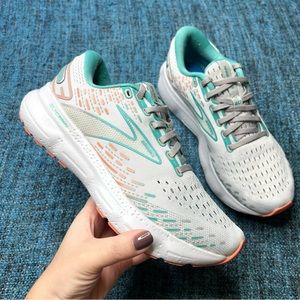 Brooks Glycerin 20 Running Shoes in Oyster Latigo Bay Coral
